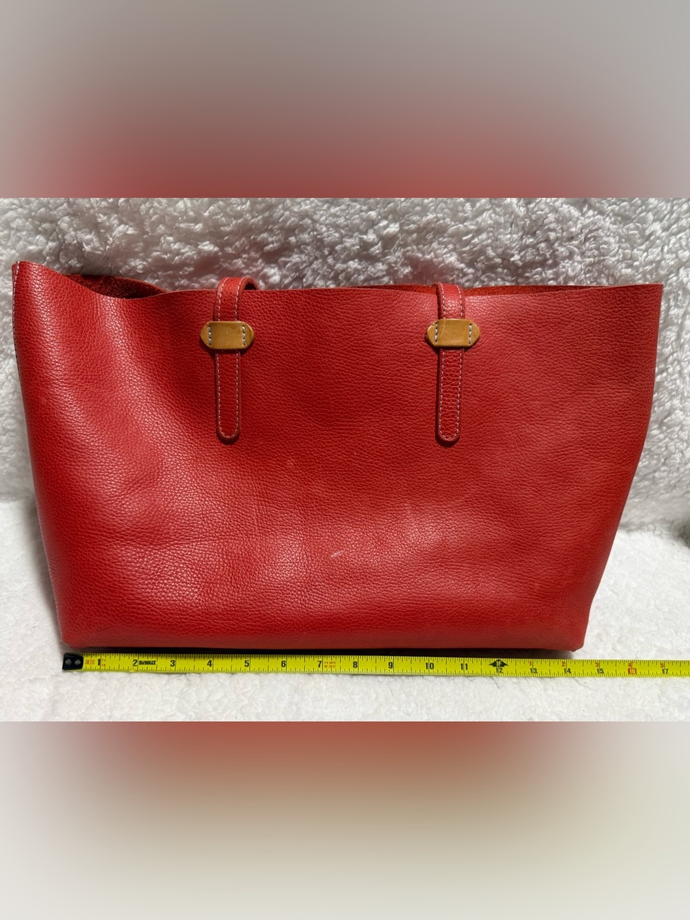 Consuela Classic Red Valentina Leather Shoulder Bag - Picture 9 of 9
